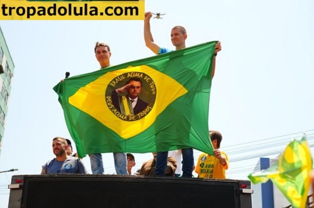 Tropa do Lula orgulho de defender nossas ideias questão de marcar presença