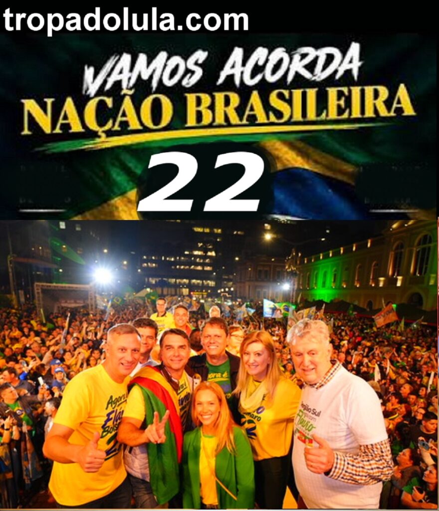 Integrantes do Exército Brasileiro em solenidade institucional.